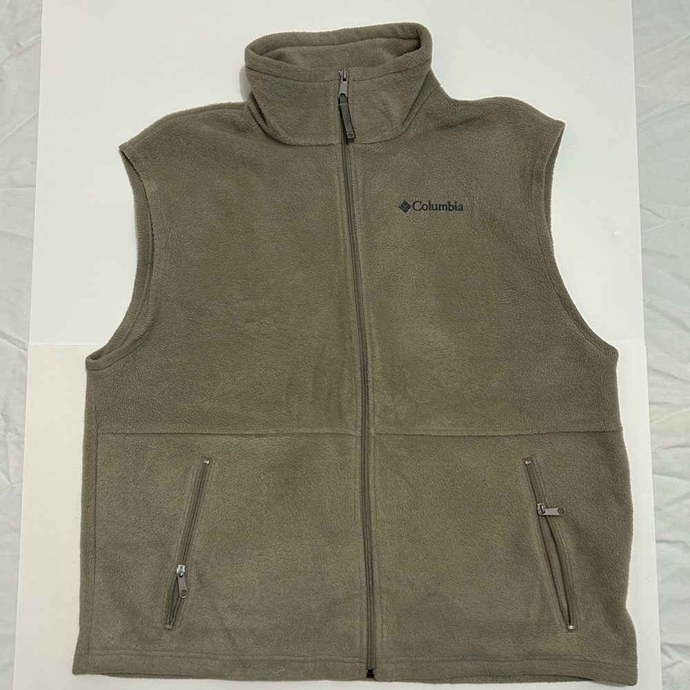 Columbia Steens Mountain Fleece
Vest Mens L Beige Full Zip
Outdoor Logo